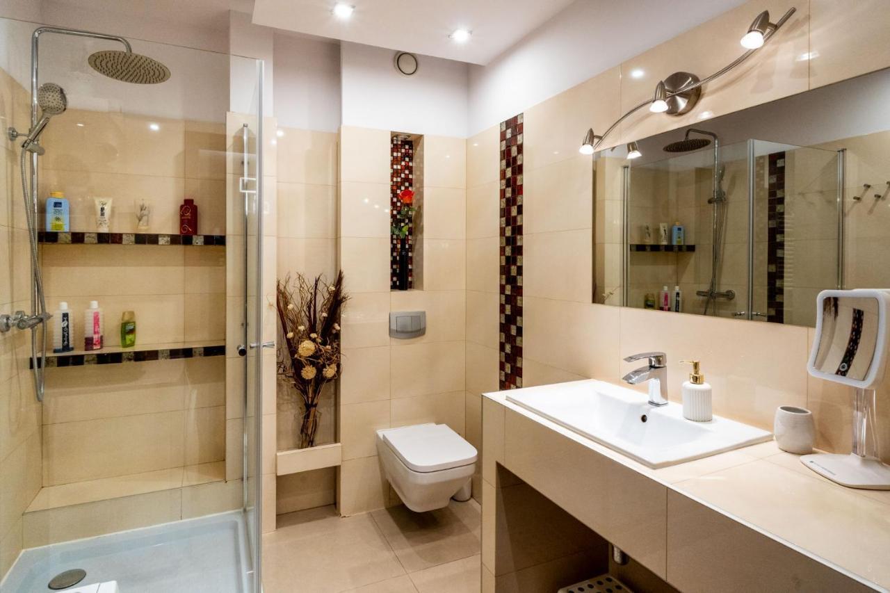 Torre Verona Apartment - 70M2, Terrace, Garage Krasków Εξωτερικό φωτογραφία